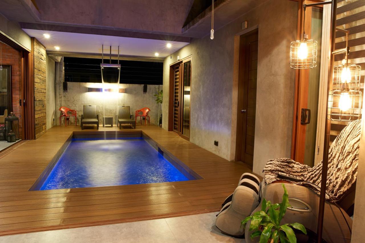 Isla Villa 1 Amazing Waterfall Pool House Near Beach, Bars & Restaurants Lapu-Lapu City Exterior photo